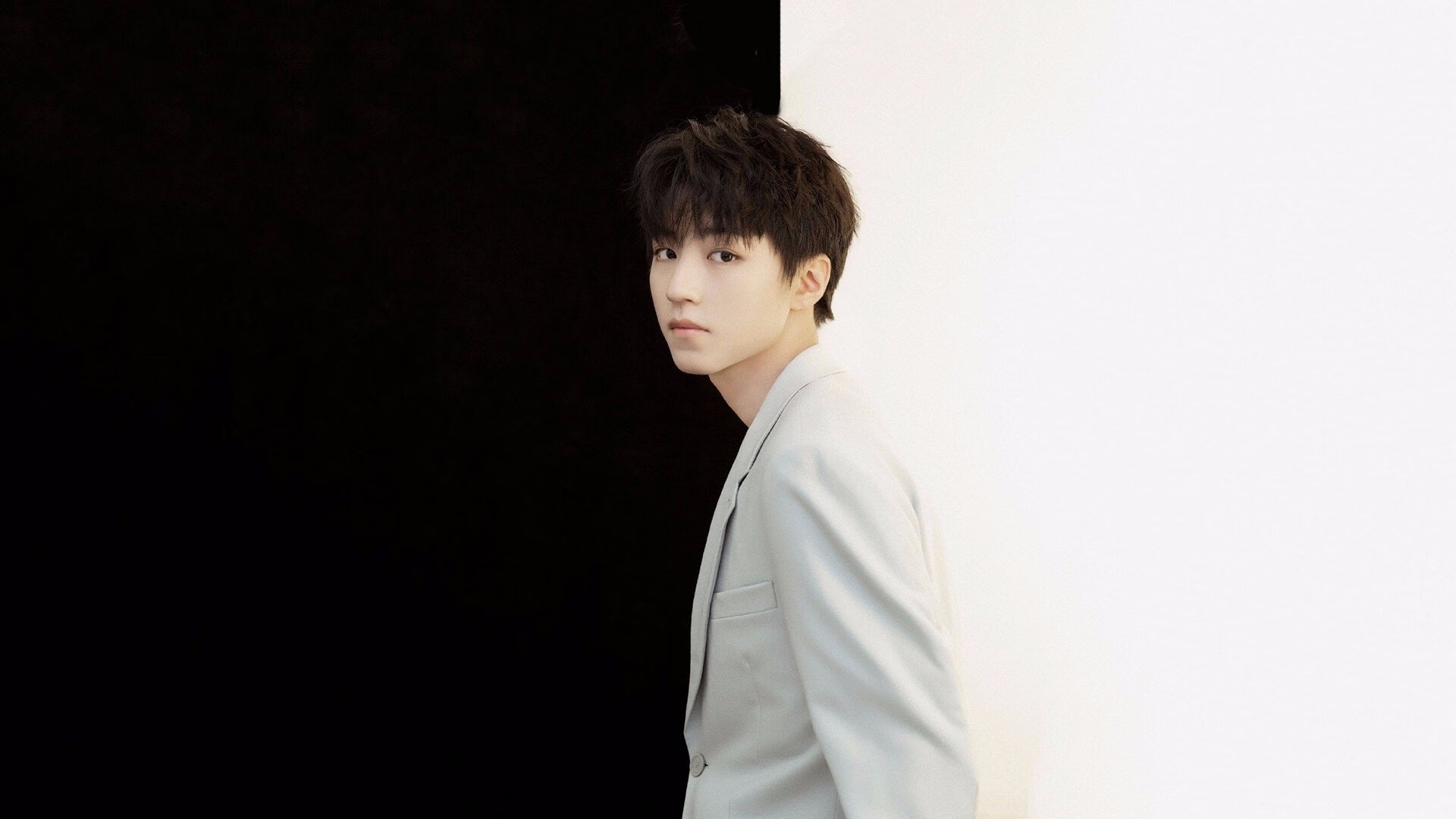 开云体育APP下载-马克西44分狂飙！76人加时险胜森林狼，爱德华兹空砍41分